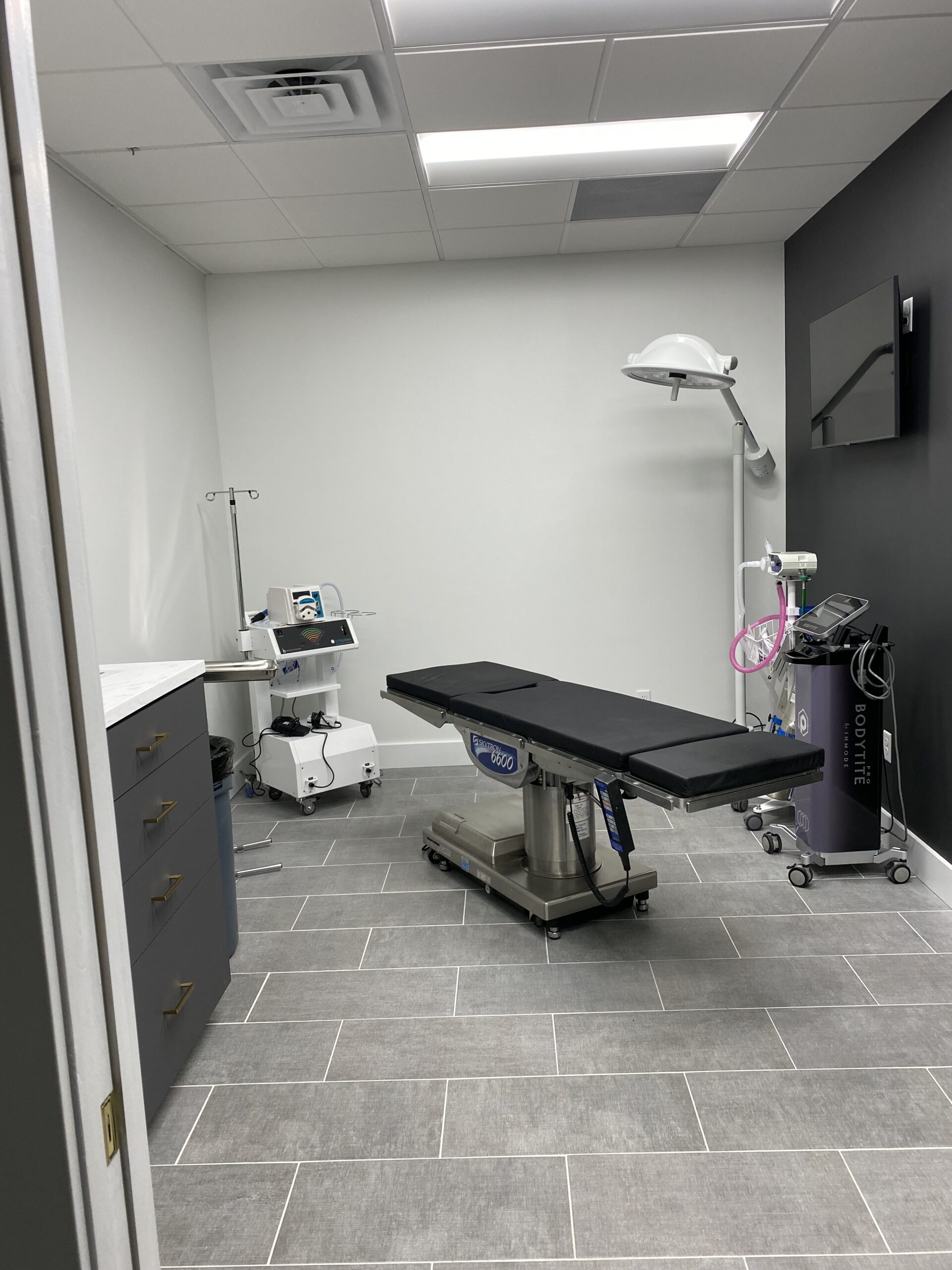 Commercial medical room